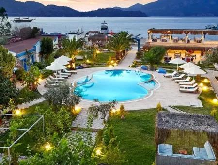 Bei Einer Entfernung Von 40 Km Von Marmaris 30 Zimmer Boutique-Hotel Am Meer Zum Verkauf