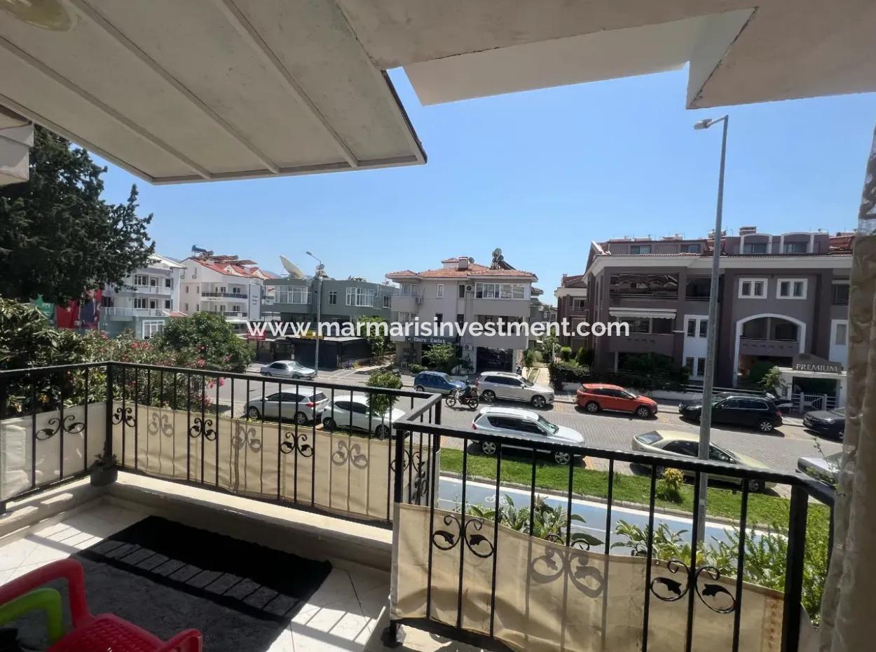 Marmaris Merkez 3 Oda 1 Salon K.mutfak 140M2 Satılık Arakat Daire Denize Çok Yakın